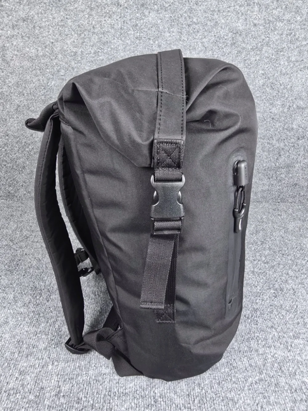 Titleist Club Sport Player Roll Top Backpack Bag Oklahoma City Golf Country Club